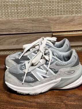 New Balance Toddler Boy 990 V6